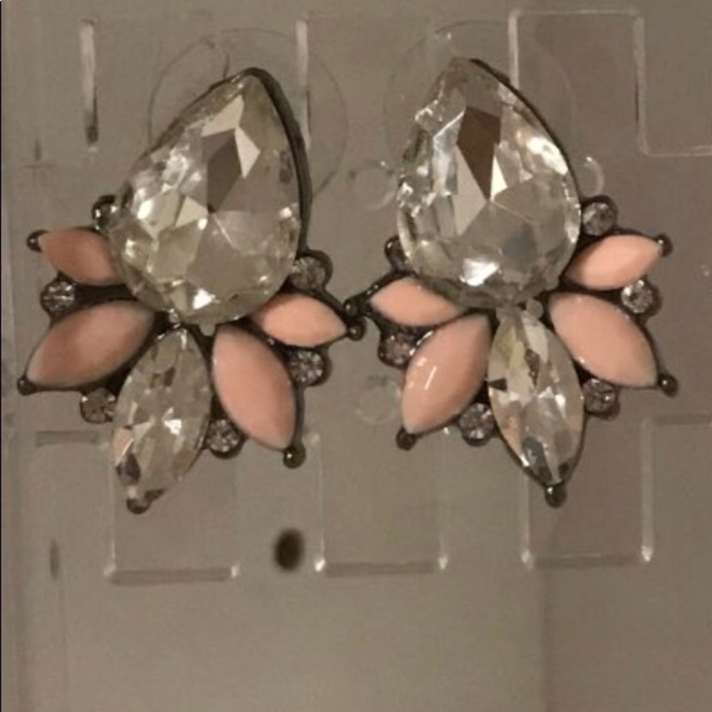 💖Tear Drop Earrings💖 - Picture 2 of 4